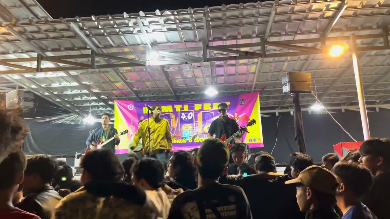 Roll With It - Magicpie (oasis tribute) | Live at Himti Fest