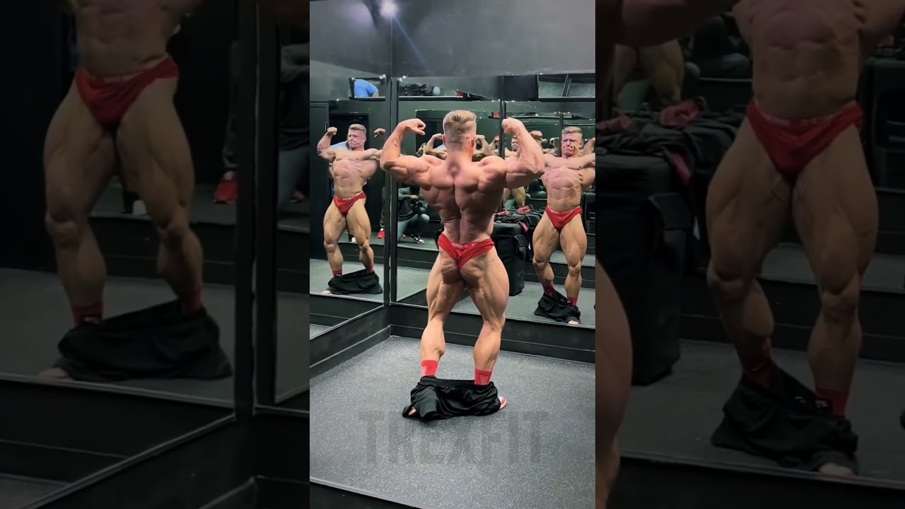 Urs Kalecinski | Classic Physique Pro | Urs Kalecinski Posing | Bodybuilding Motivation | Mr Olympia