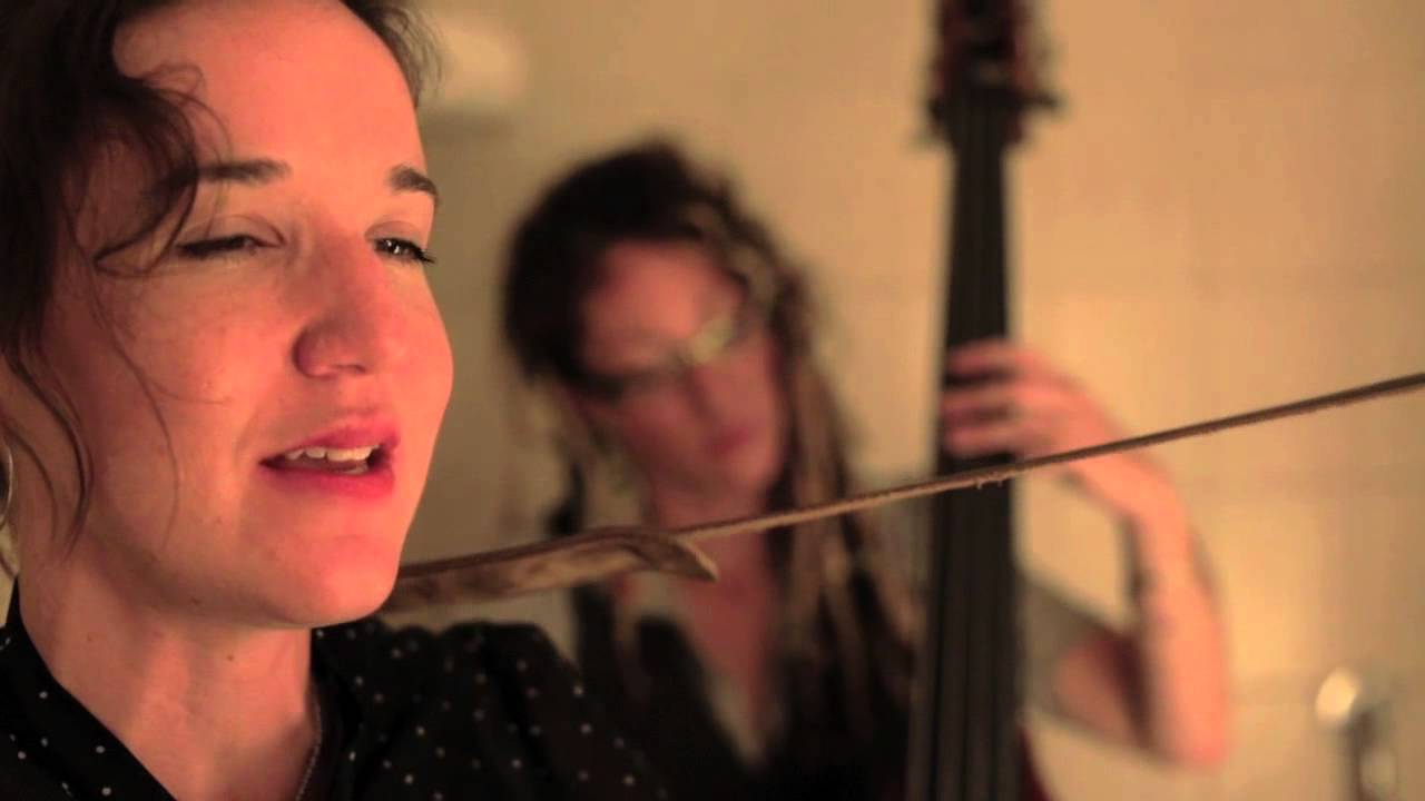 Sarah MacDougall- Wood & Wires Session