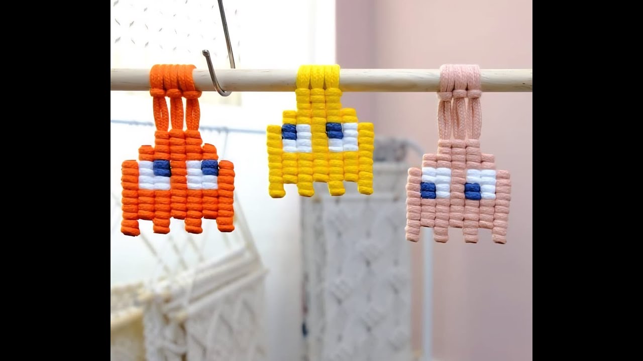 Macrame pixel art