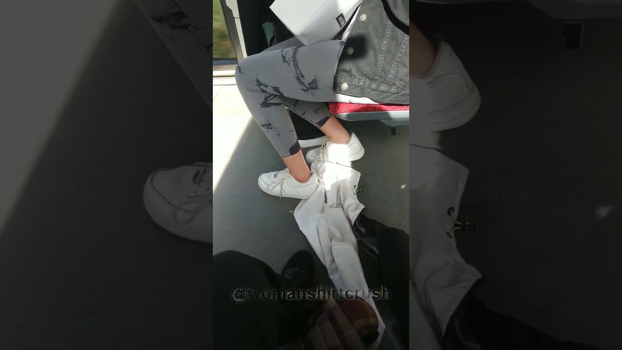 Woman candid crush in train 96 FULL