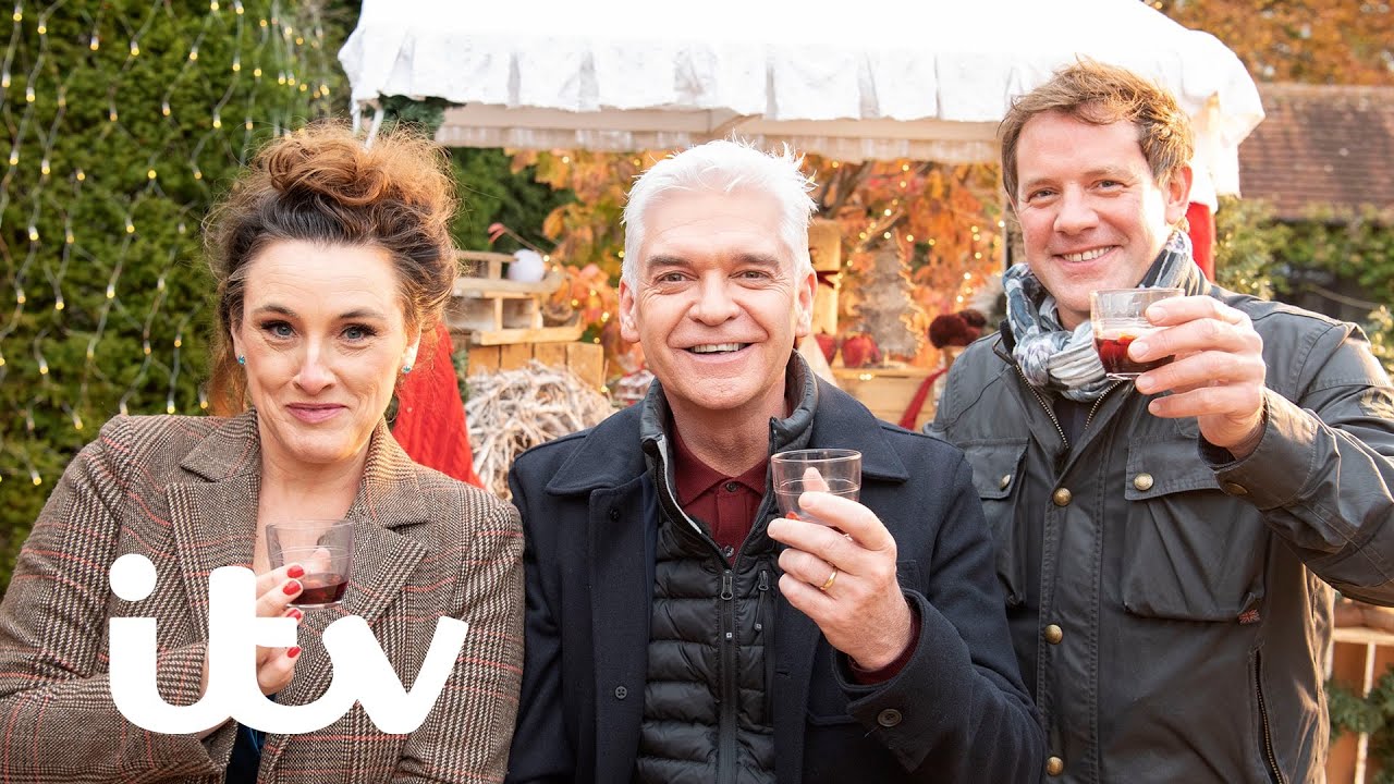 How To Spend It Well At Christmas With Phillip Schofield | HILARIOUS Bloopers 😂 | ITV