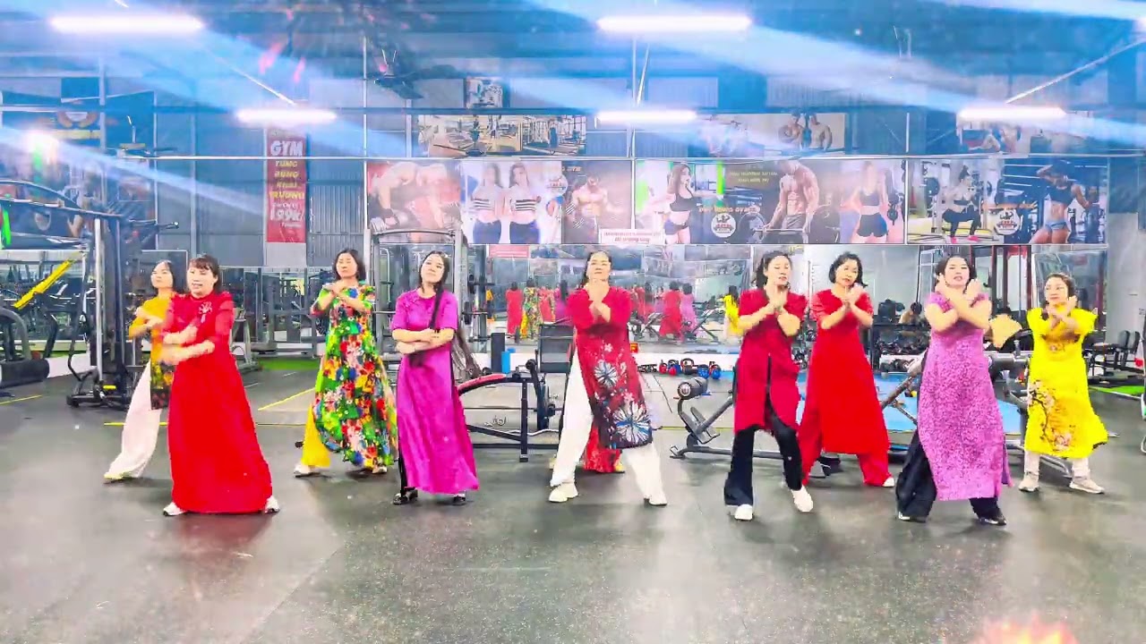 Mashup Tết - rộn ràng đón Tết cùng chị em zumba #tết #tet2026 