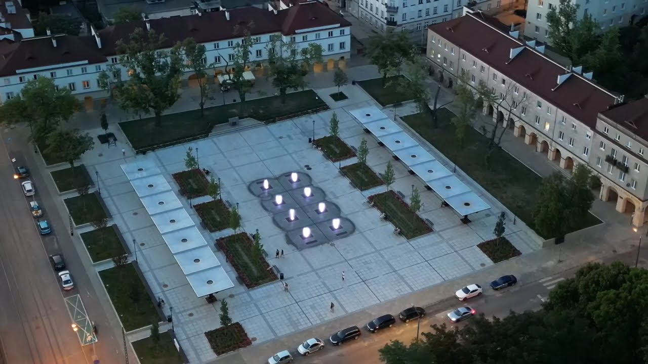 Stary Rynek w mieście Łodzi w letniej odsłonie. #dron #kochamlodz #drone #lodz #poland #travel