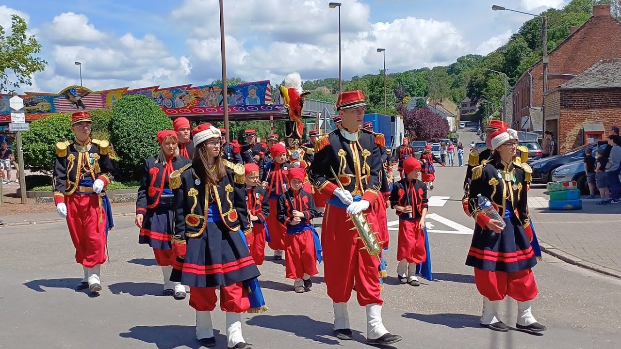 COUR-SUR-HEURE 🇧🇪 Procession et marche folklorique Saint-Jean-Baptiste 2024 (1)