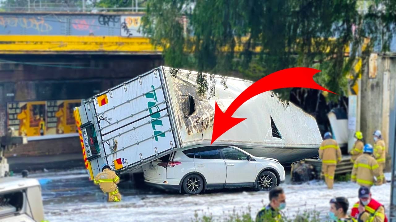 Crazy IDIOTS Car VS Truck | Train Smashing Into Truck| Most Terrible Truck Crash Compilation 2022