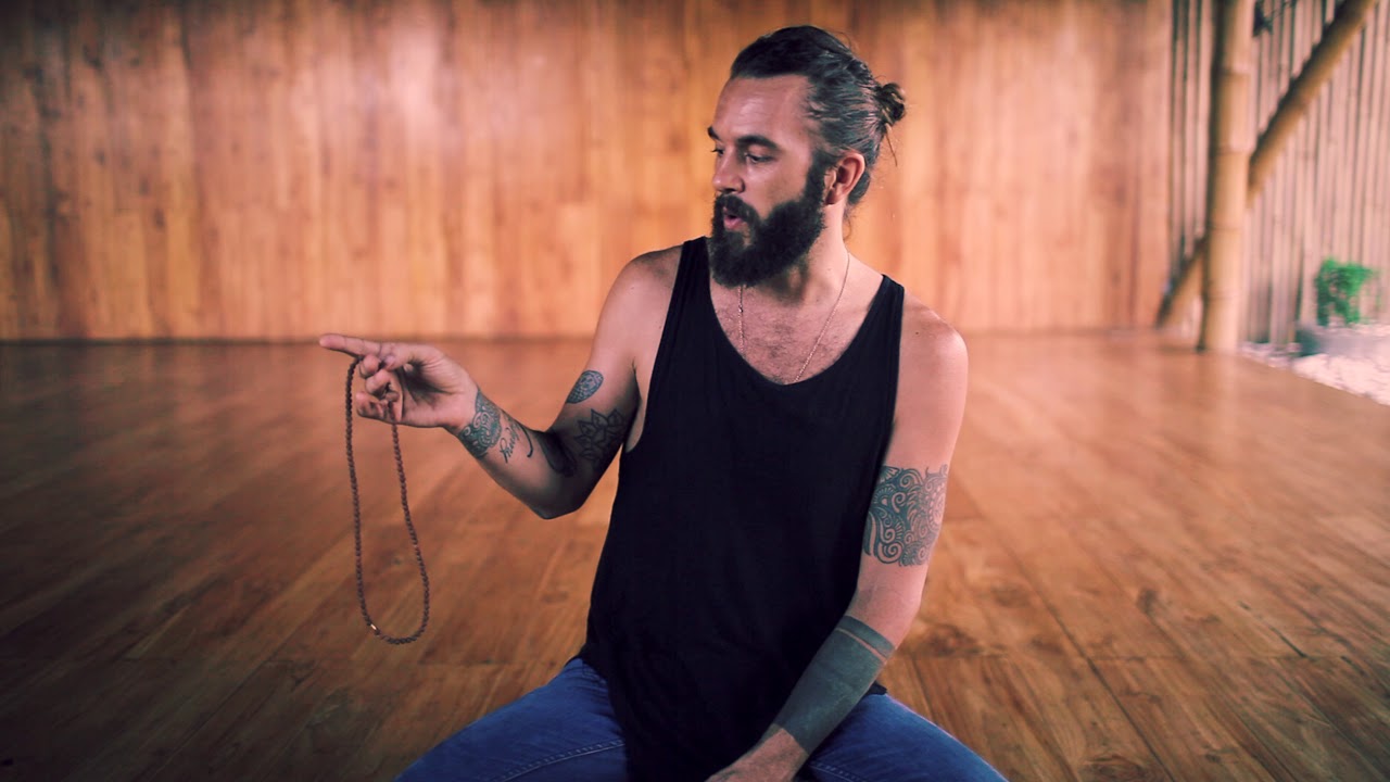 How To Use A Mala