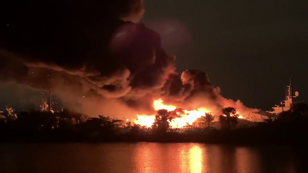 Yachts catch fire in Fort Lauderdale