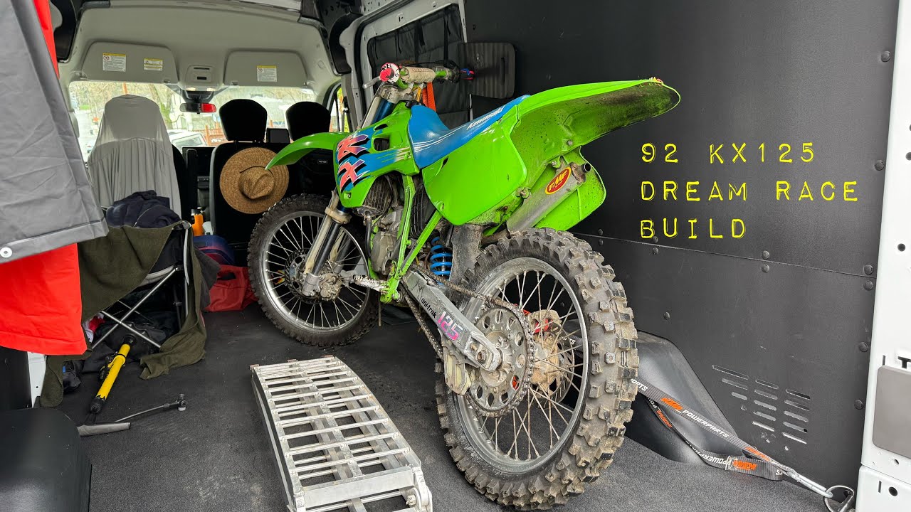 Покупка гоночного мотоцикла Kawaski KX125 Dream 92'