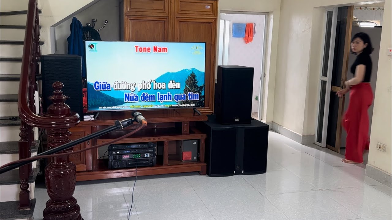 Bộ hát cao cấp QSC E12 súp egle 50 kết hợp đồng bộ DB Acotic lắp tại Hải dương 0989160695