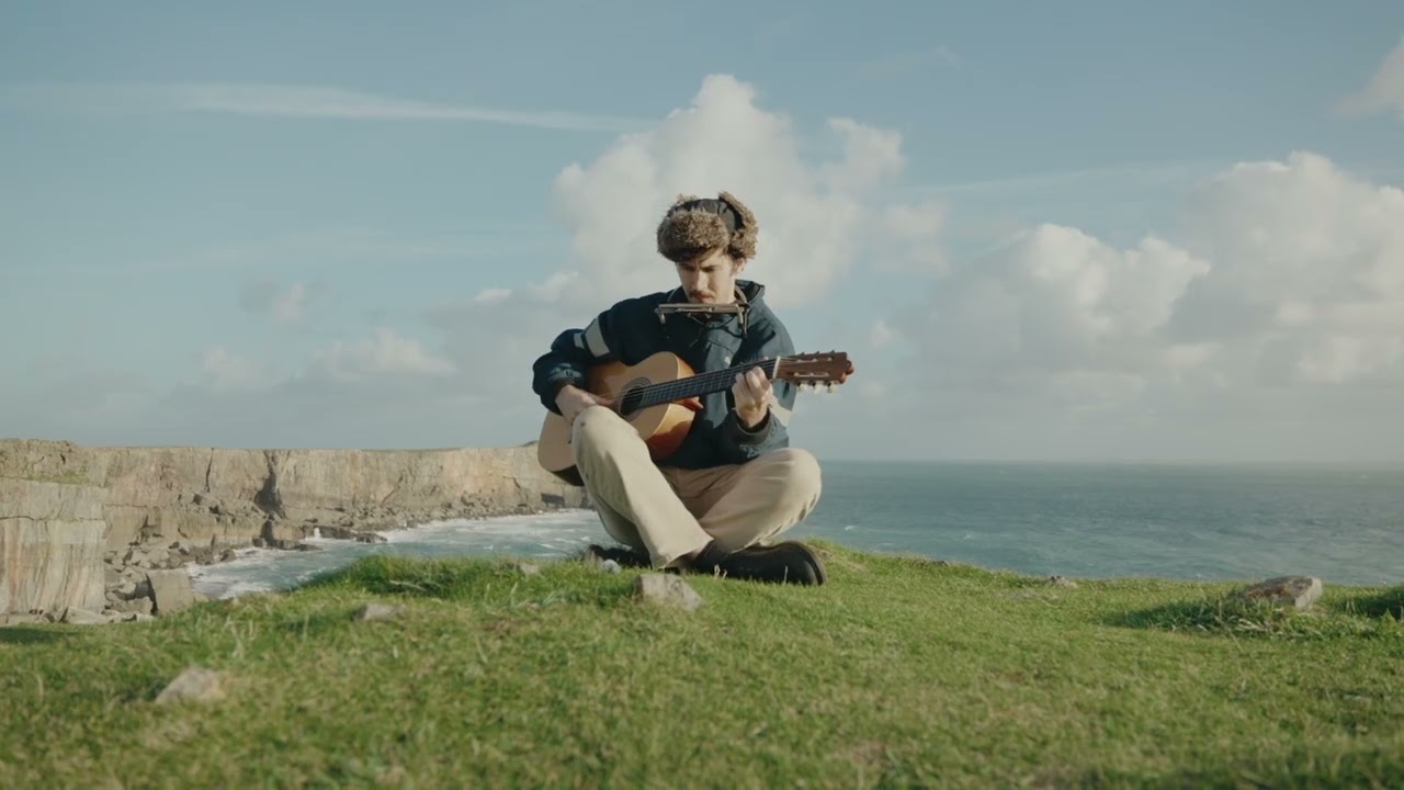 Louis O'Hara - Tŷ Ger Y Môr (Fideo Byw / Live Video)