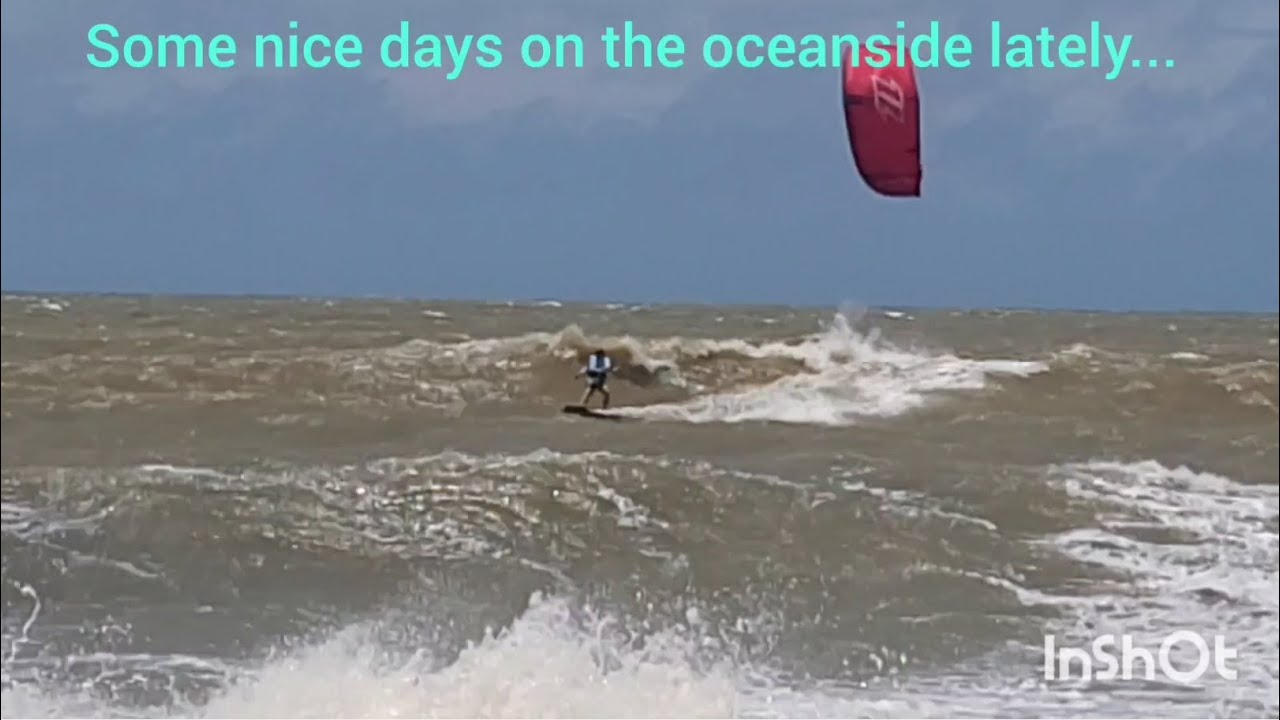 Nice day kitesurfing on the outside, Sri Lanka