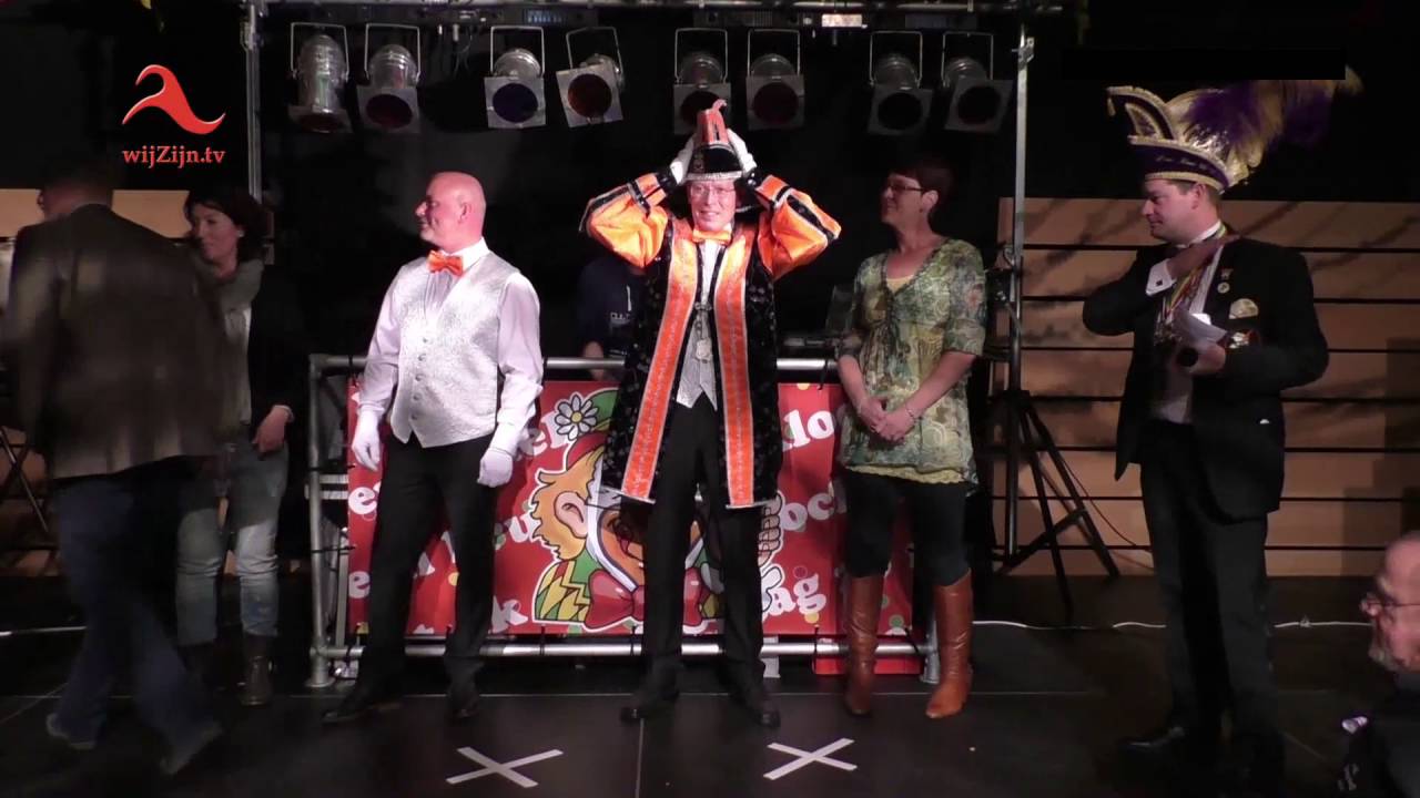 Installatie Jan van de Sluis als Prins Carnaval der Venekloeten en Arjen Plasman zijn Adjudant