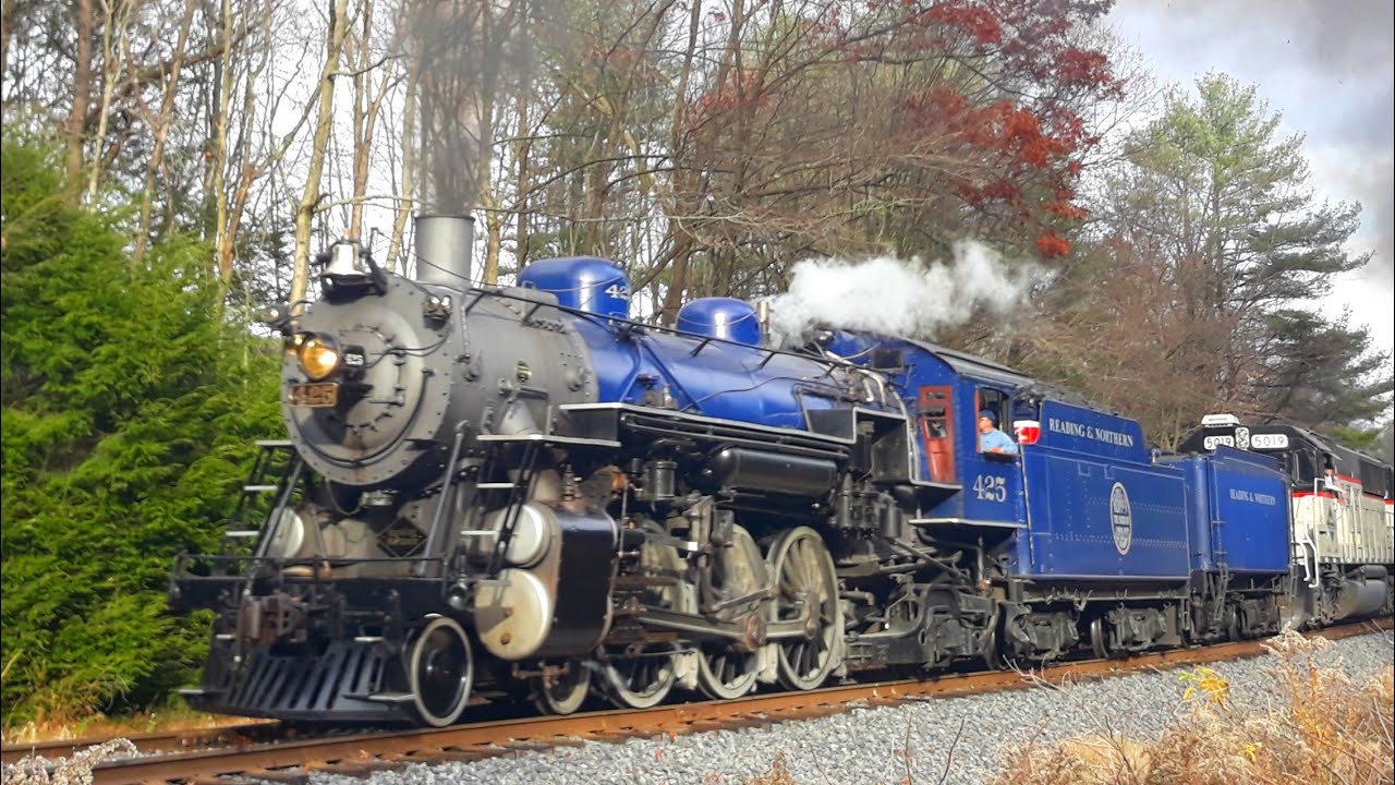 Reading & Northern 425: A Late Autumn Jaunt Thru Coal Country: Fall Foliage Excursions 2022