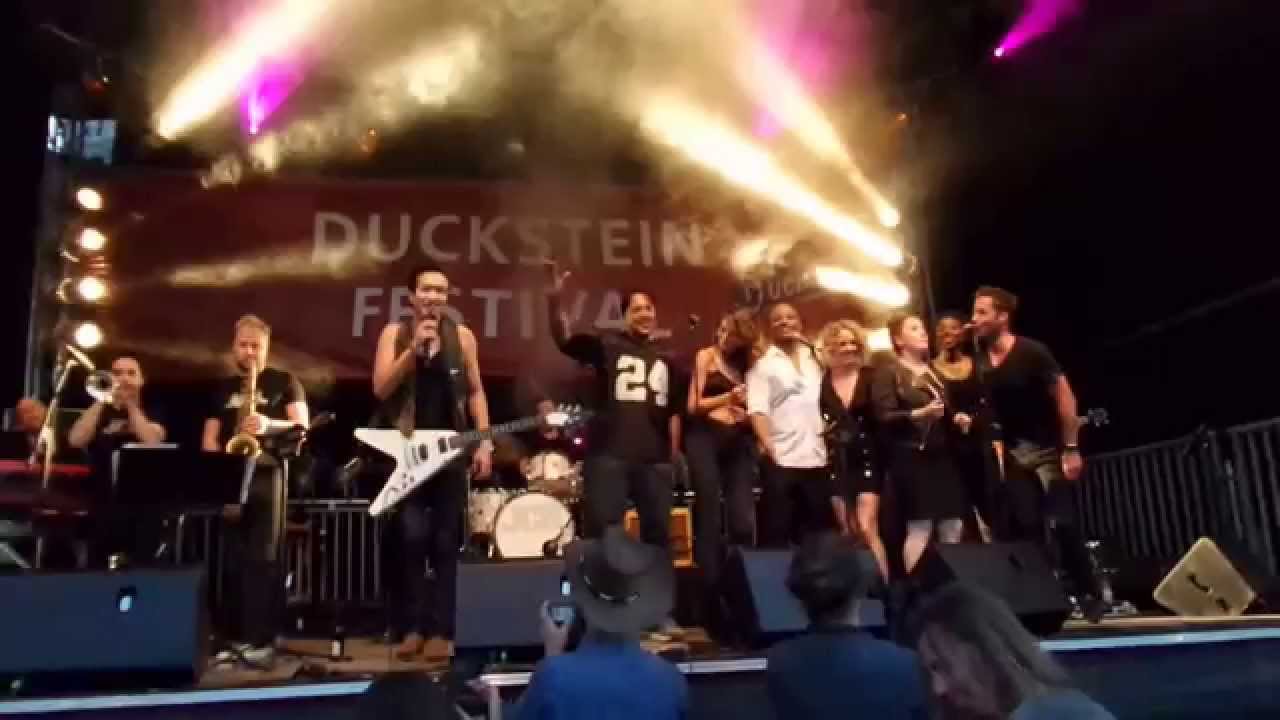 JCB Band Teil 17 - Anthony Thet - Duckstein Festival 2015 - 17.07.2015 - Charlottenburger Schloß