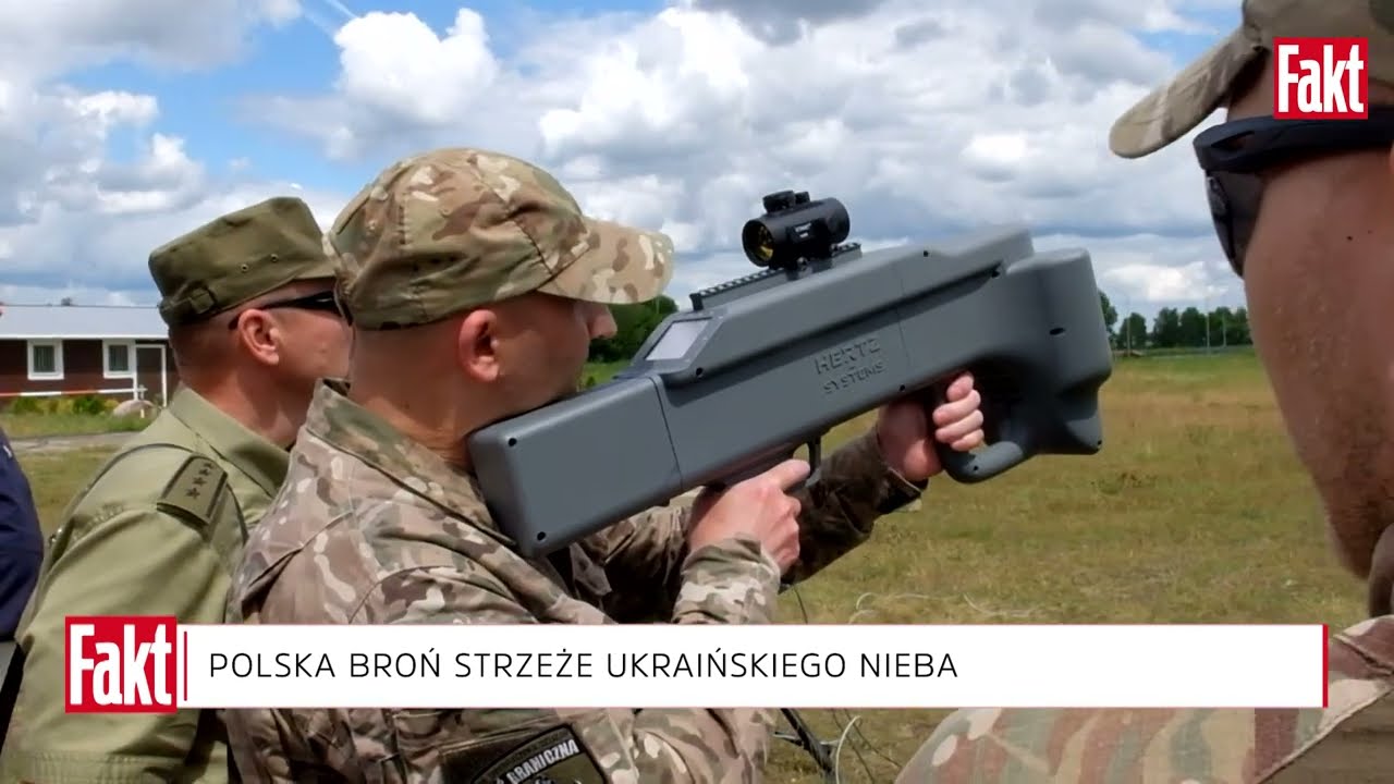 POKAZ SYSTEMU ANTYDRONOWEGO HAWK. Polska broń strzeże ukraińskiego nieba | FAKT.PL