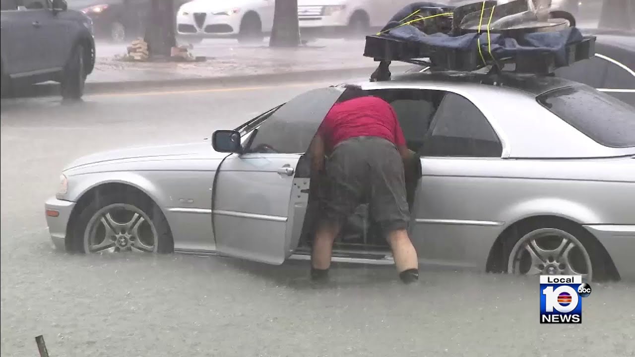 Day full of rain causes flooding issues in Miami