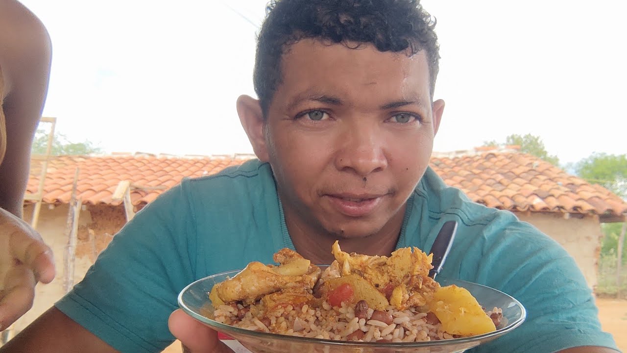 O almoço de hoje baião-de-dois com galinha 🐔🐣