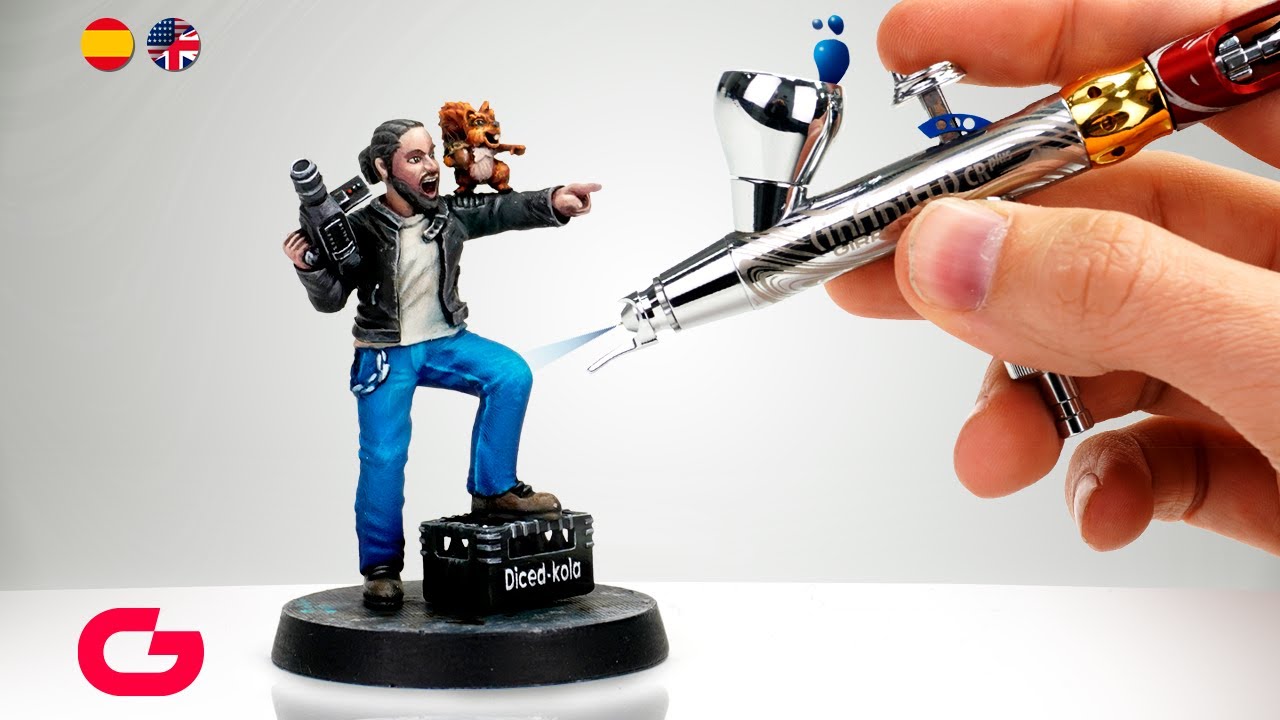 Painting a TINY miniature USING my NEW aibrush, Giraldez Infinity ❤️