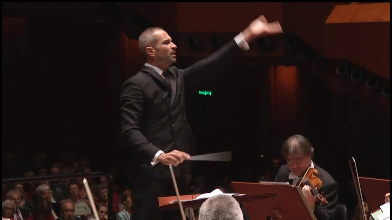 Schönberg: 2. Kammersinfonie ∙ hr-Sinfonieorchester ∙ Antonello Manacorda