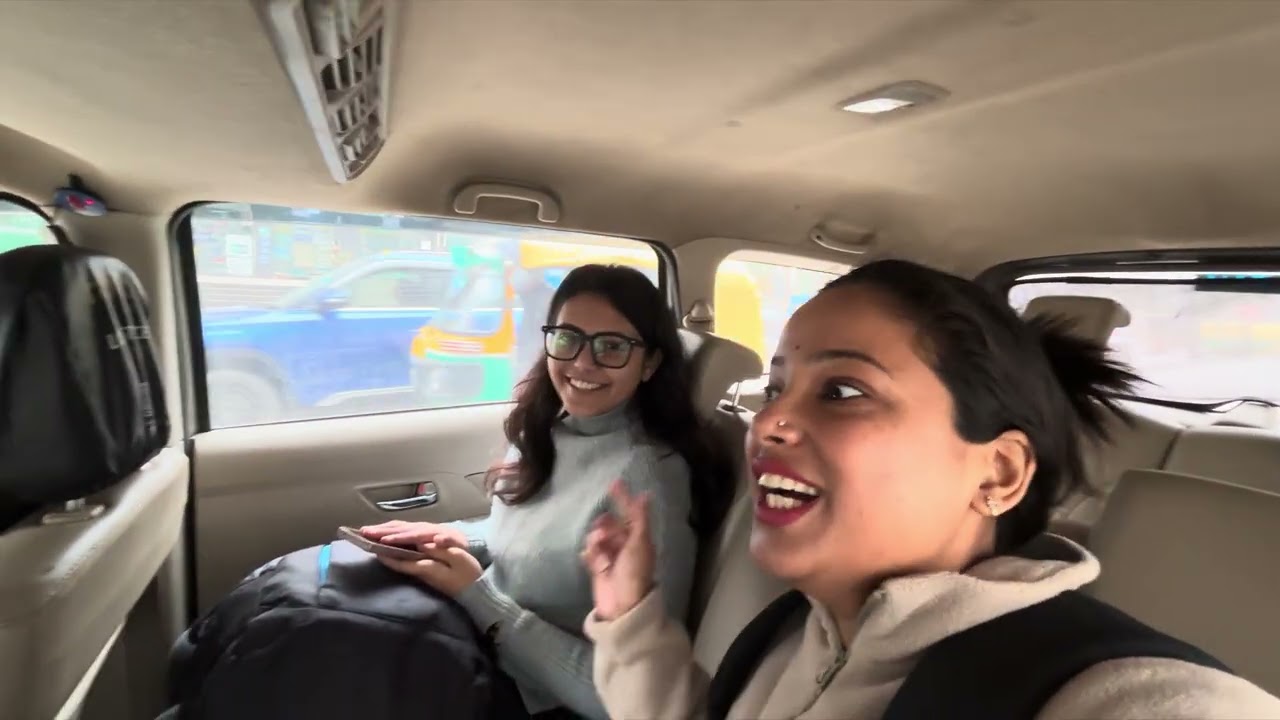 Cab late ? Lunch le jaaa paaungi aaj ?