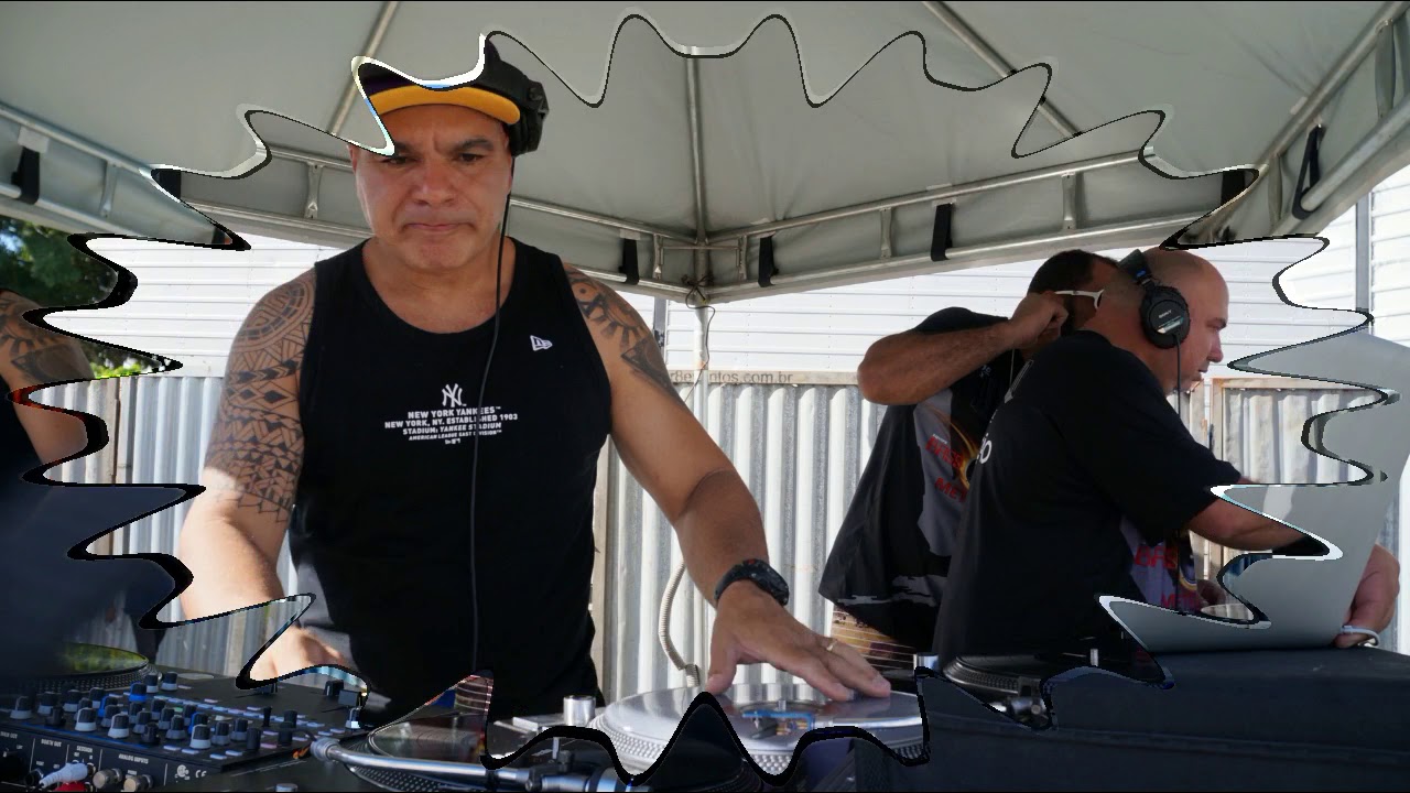 SET FLASH BACK EQUIPE BASSLINE
