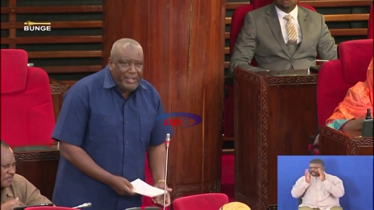 Kangi Lugola ‘alitibua’ bungeni, ni kuhusu Mbowe, Spika Ndugai aingilia kati