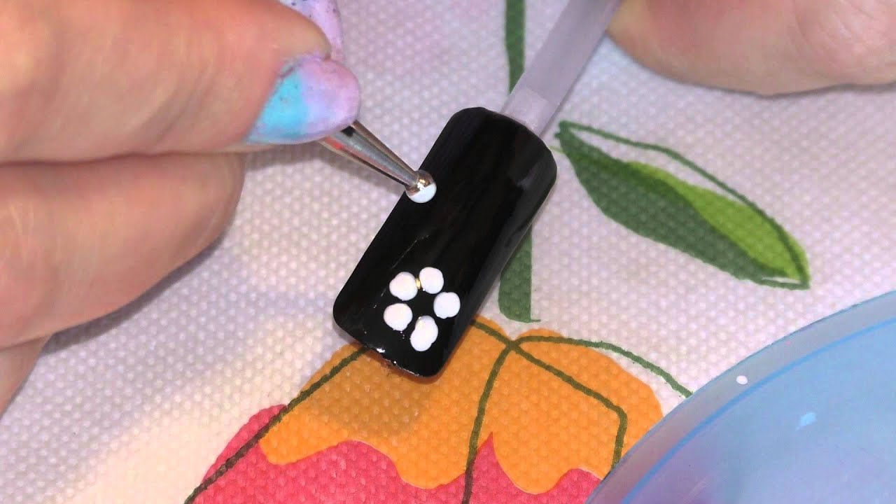 Video Tutorial - Nail Art Base Nera con Fiori 3D #83 By Nika