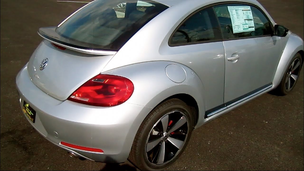 Обзор VOLKSWAGEN BEETLE TURBO 2012 года. Запуск двигателя