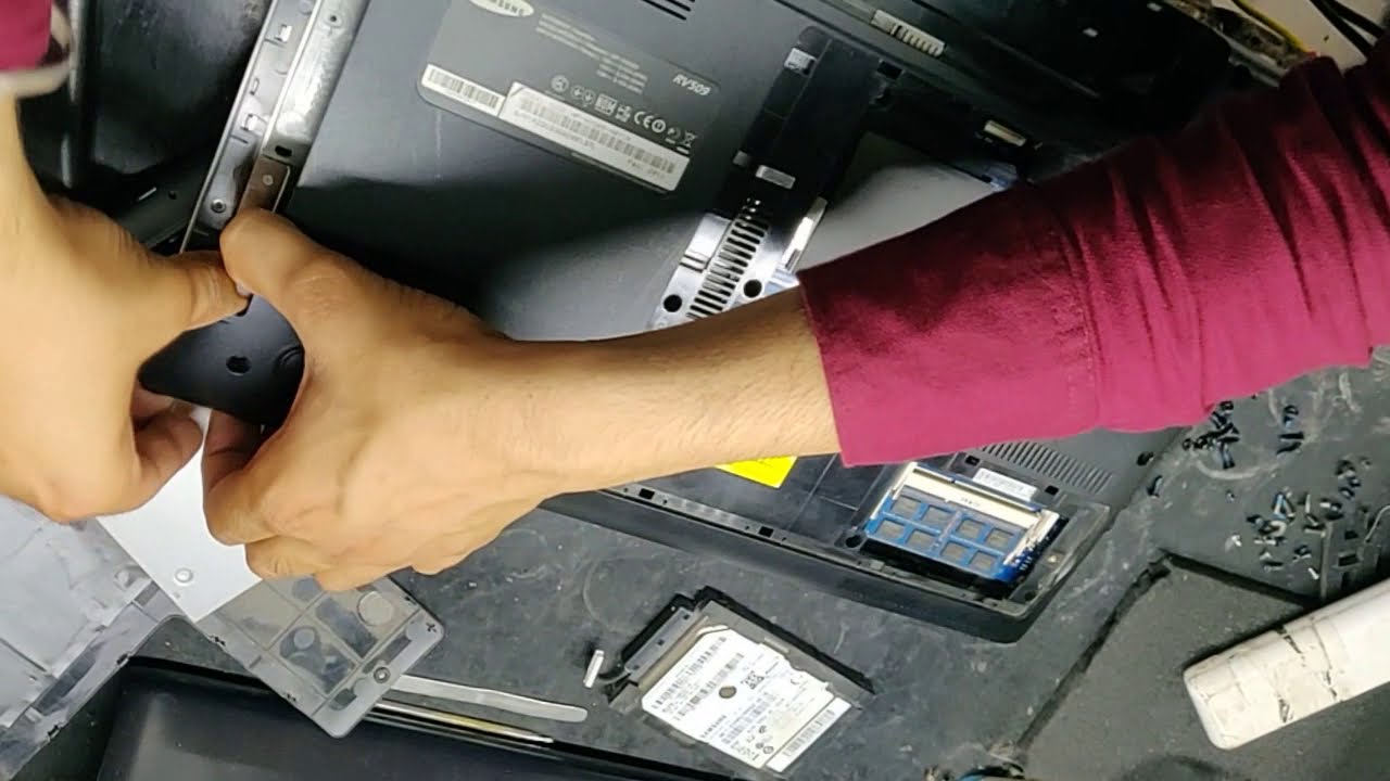 How to disassemble samsung rv509 | Digital Computer Services
