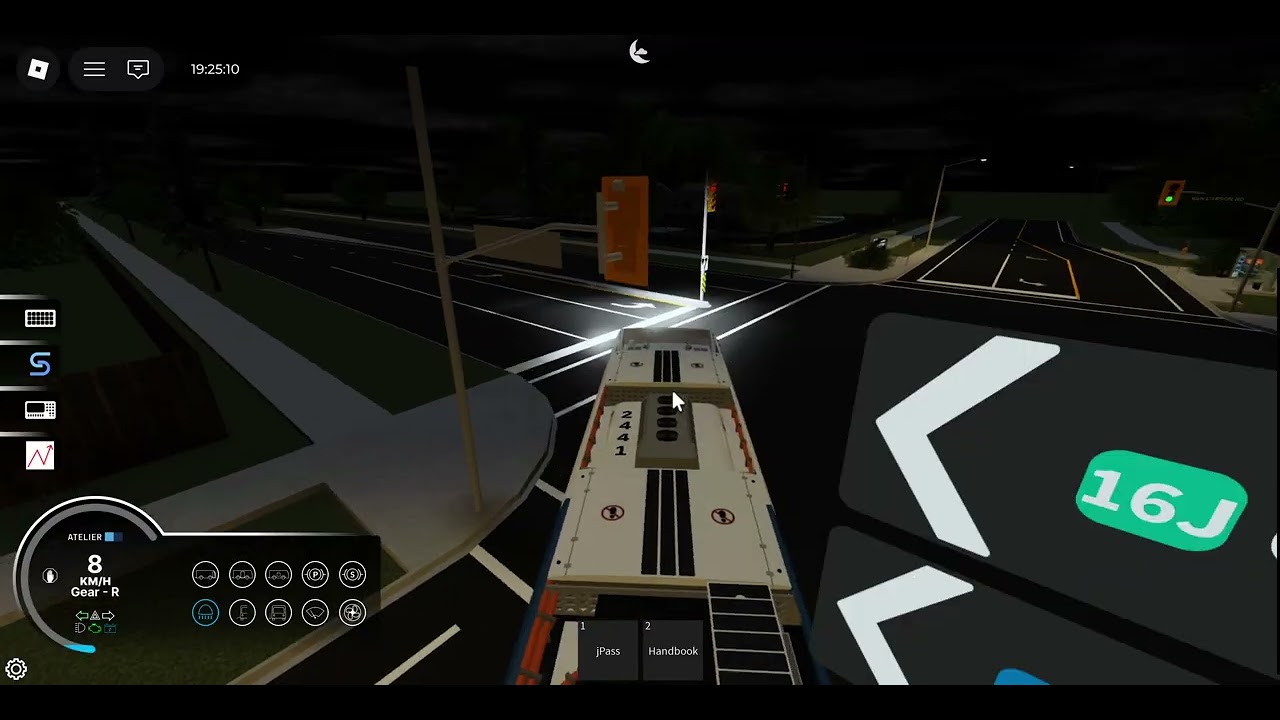 [REMODELED LFSE+] Caledonia Transit | 12s Sherbrooke Heights Falgarwood - Sherbrooke College | 2441