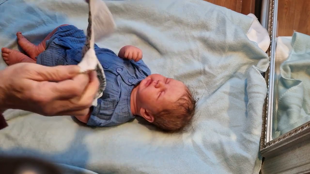 Box opening!Full-body silicone baby Mason by Sisi-Szilvia Bacskai