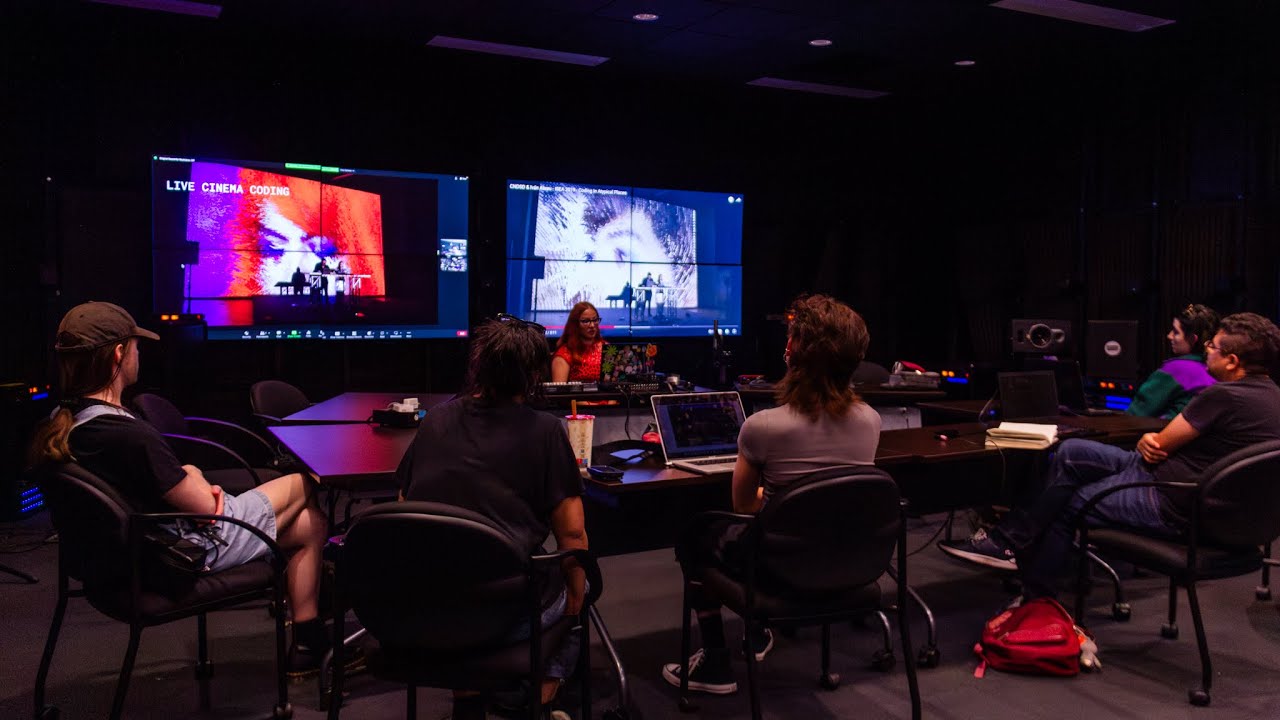 Live Immersive Coding: Workshop with Malitzin Cort&eacute;s and Ivan Abreu