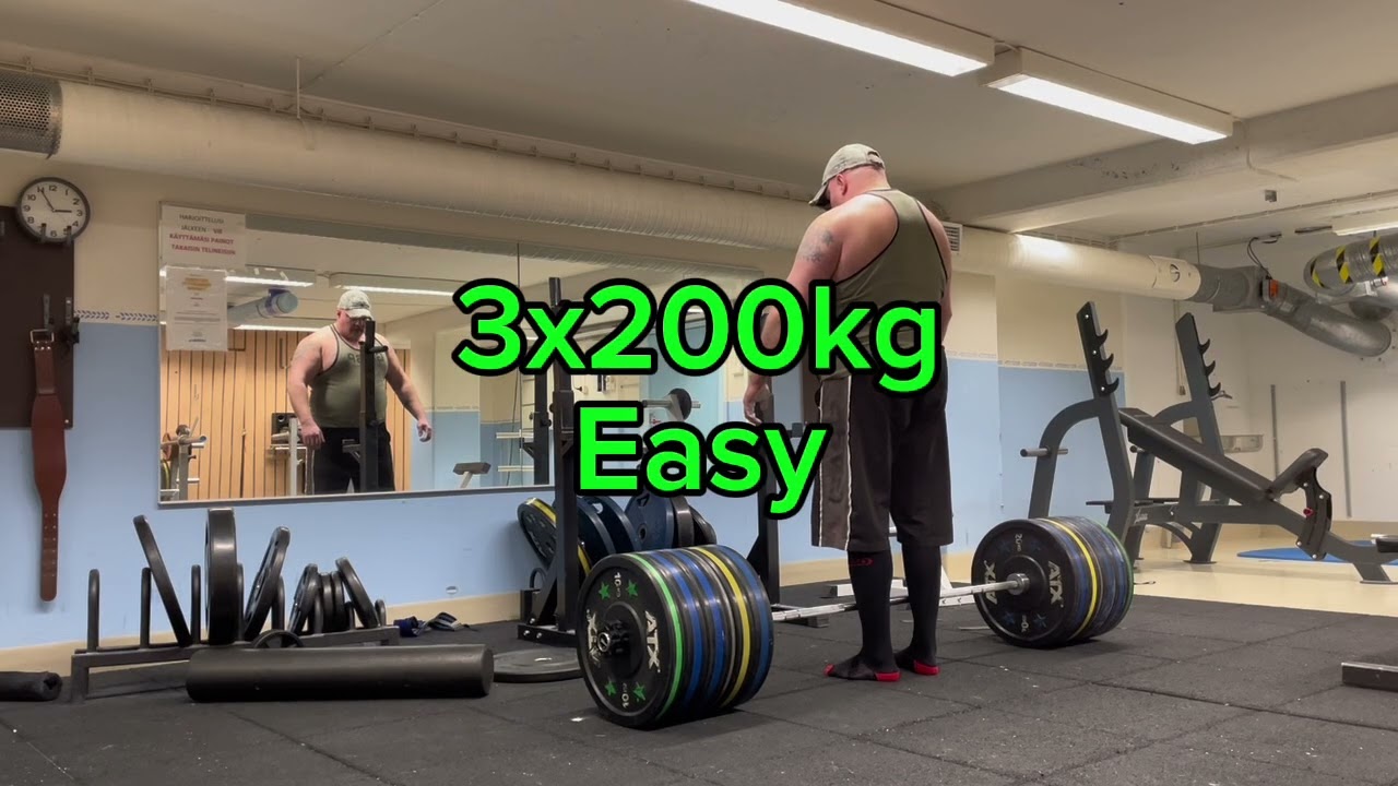 Third deadlift session after knee surgery. Felt light and easy. Taking slowly still.. 180-200kg.