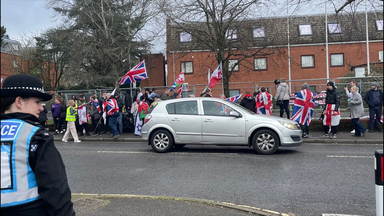 Live: Southampton Protest!