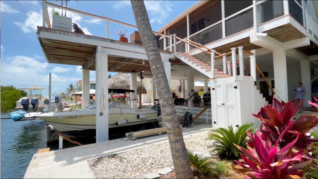 1211 Mockingbird Road, Key Largo - presented by the Florida Keys Home Team