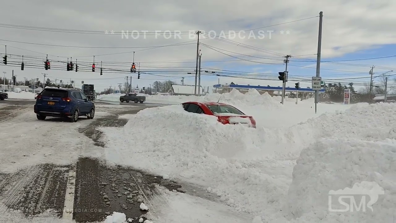 11-19-2022 Blasdell, NY - Lake effect snow storm aftermath