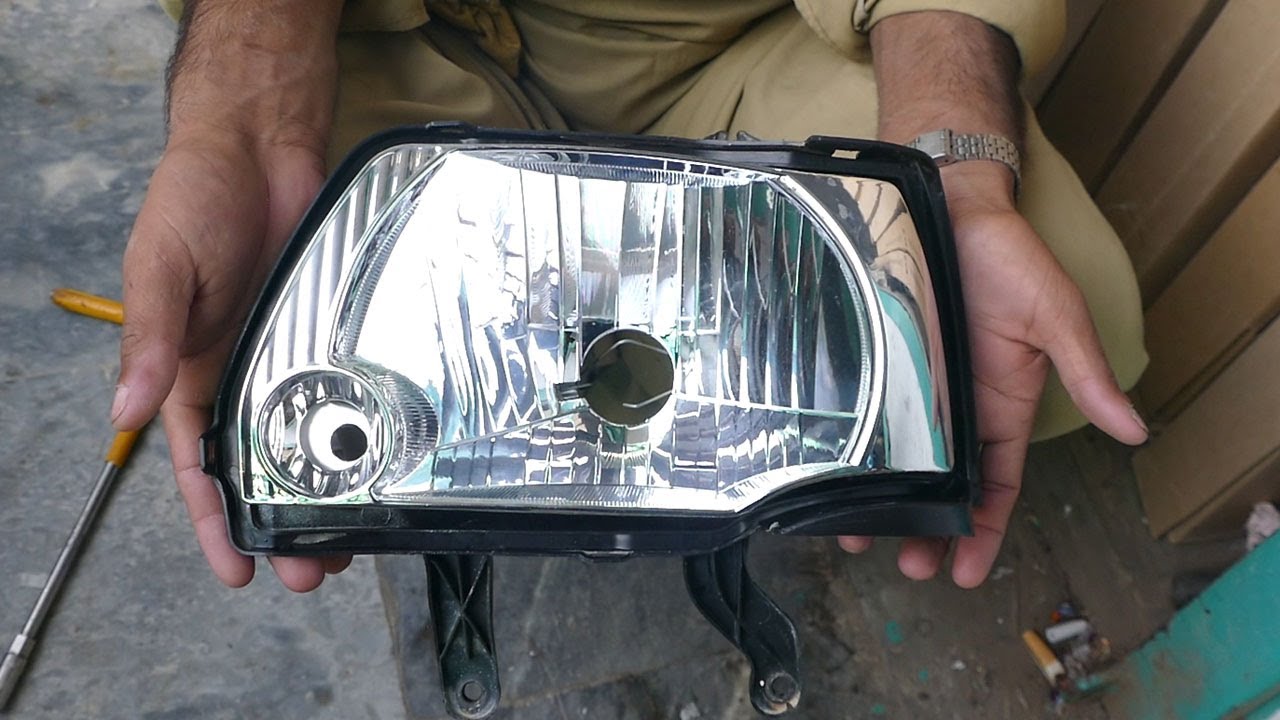 Restoring Rusty Car Head Light
