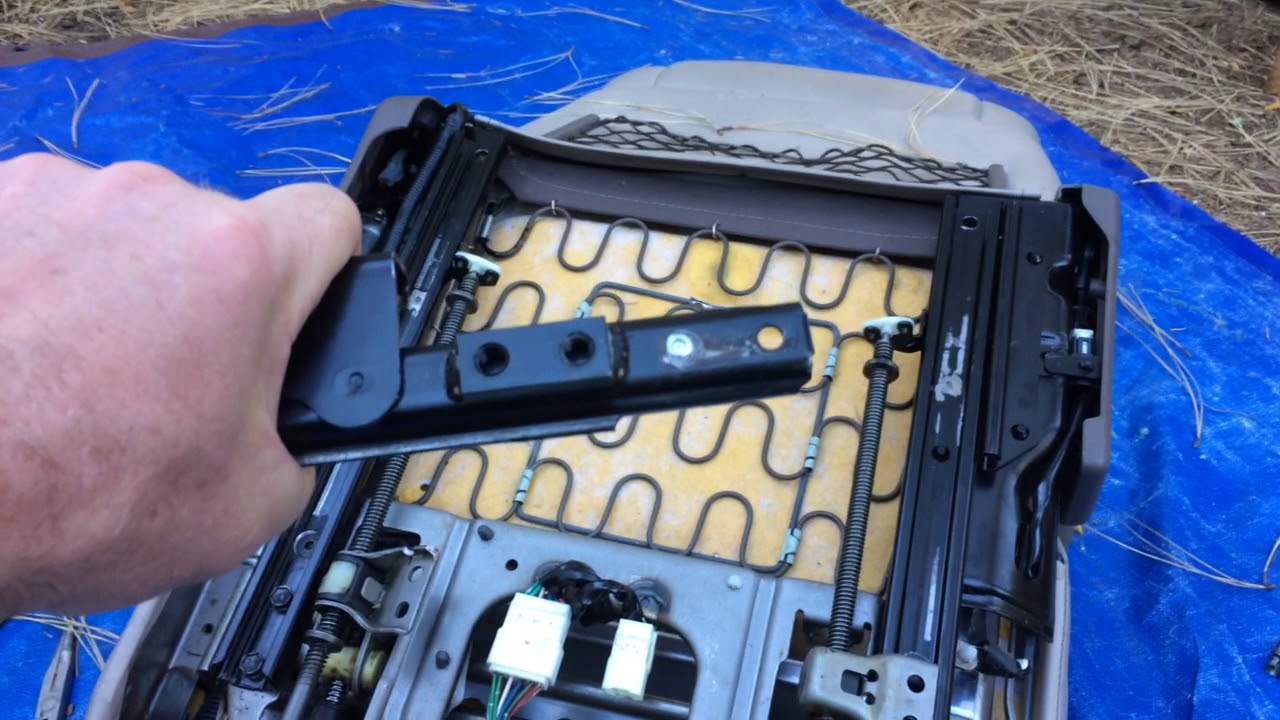 Landtank seat extension install FJ80
