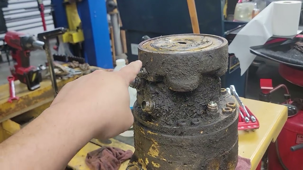 Gehl skid steer wheel drive motor repair