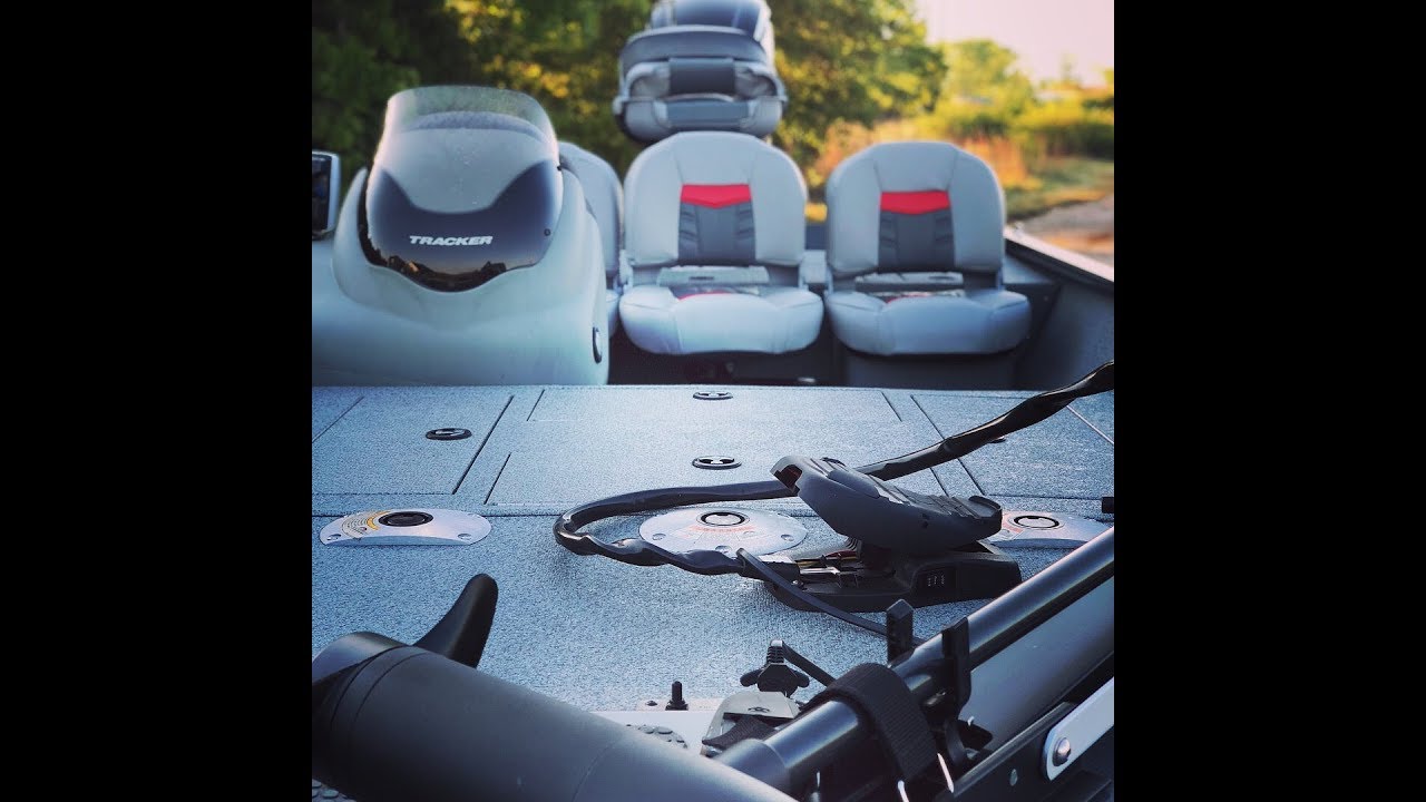 Tracker Proteam 175 tf Boat Tour and Review