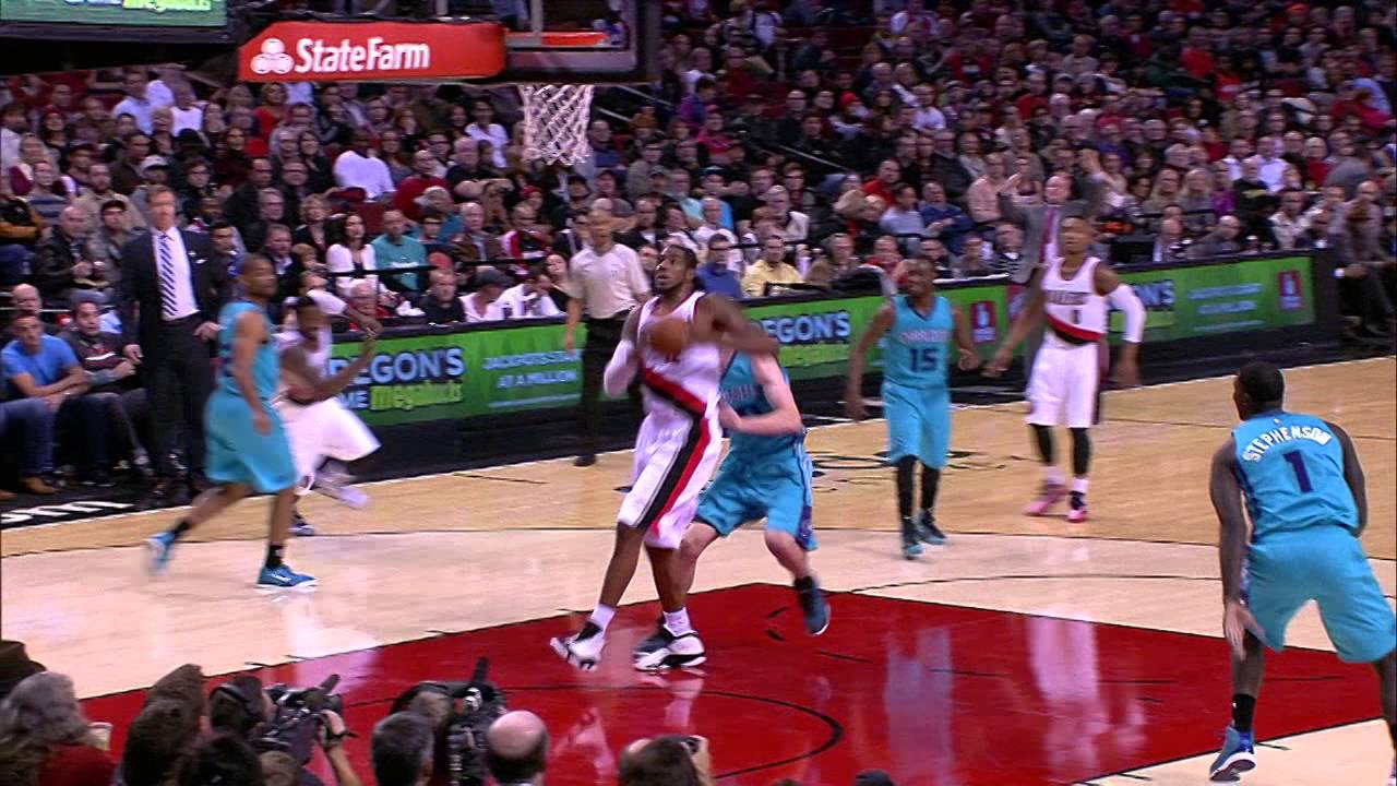 Damian Lillard and LaMarcus Aldridge Combine for 54 Points in Win