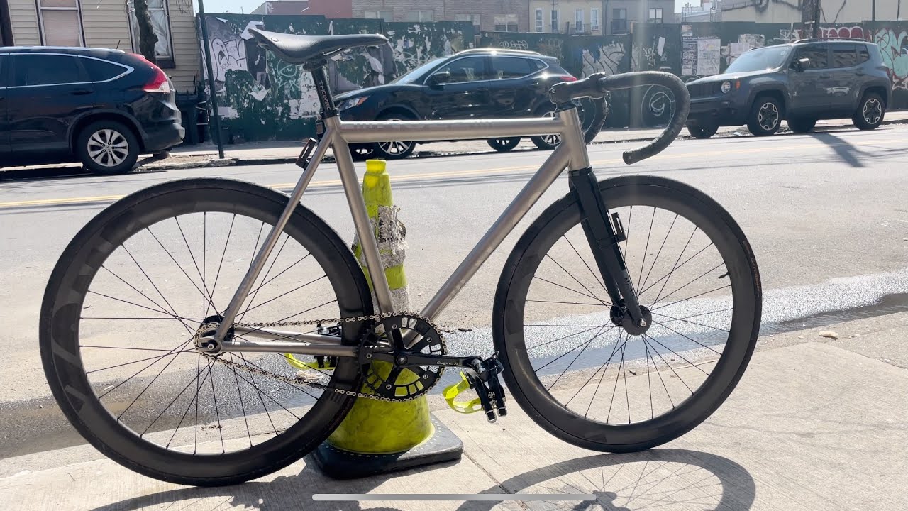 FIXED GEAR NYC | Beautiful day riding throughout Brooklyn, NYC