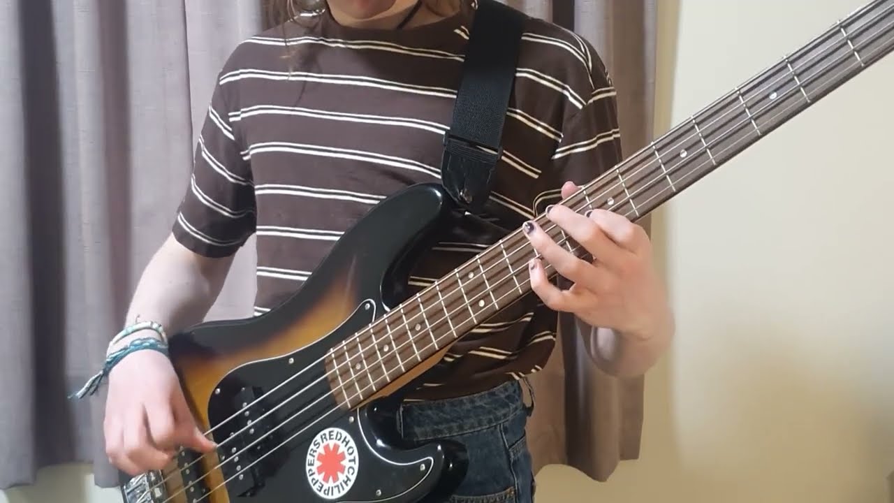 Recording test (Californication bass cover)