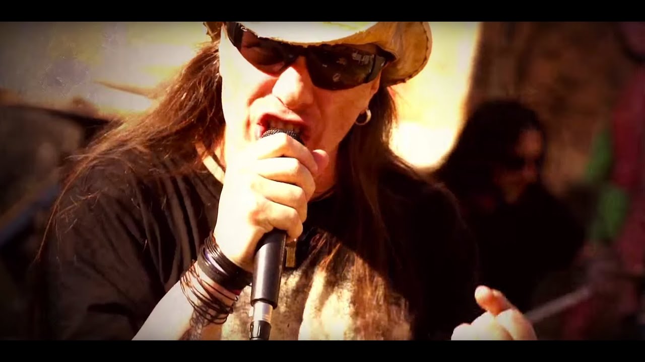 MAESTRA - SOUNDS FROM MARS - ( Official Video )