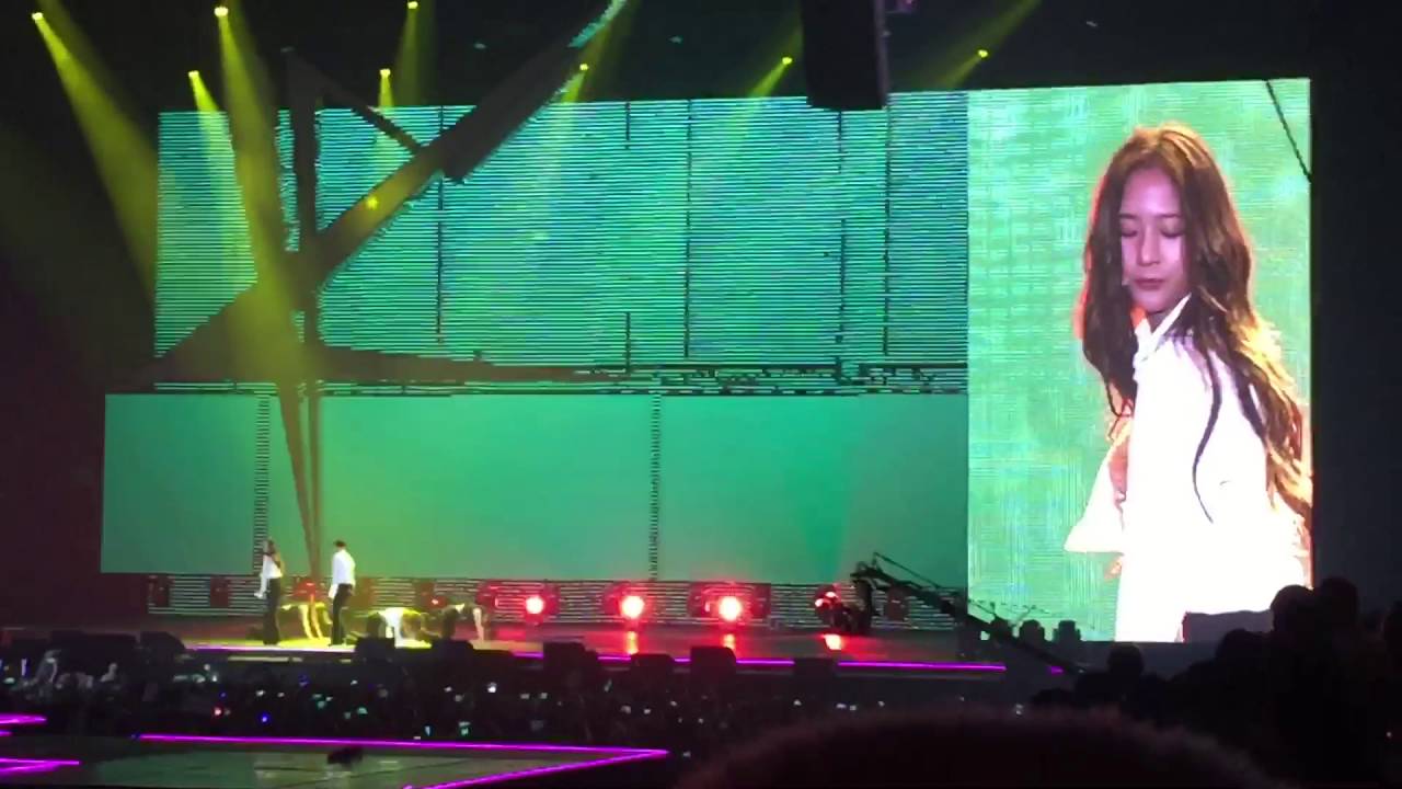 160602 - F(x) - Rum Pum Pum Pum @ Kcon Paris