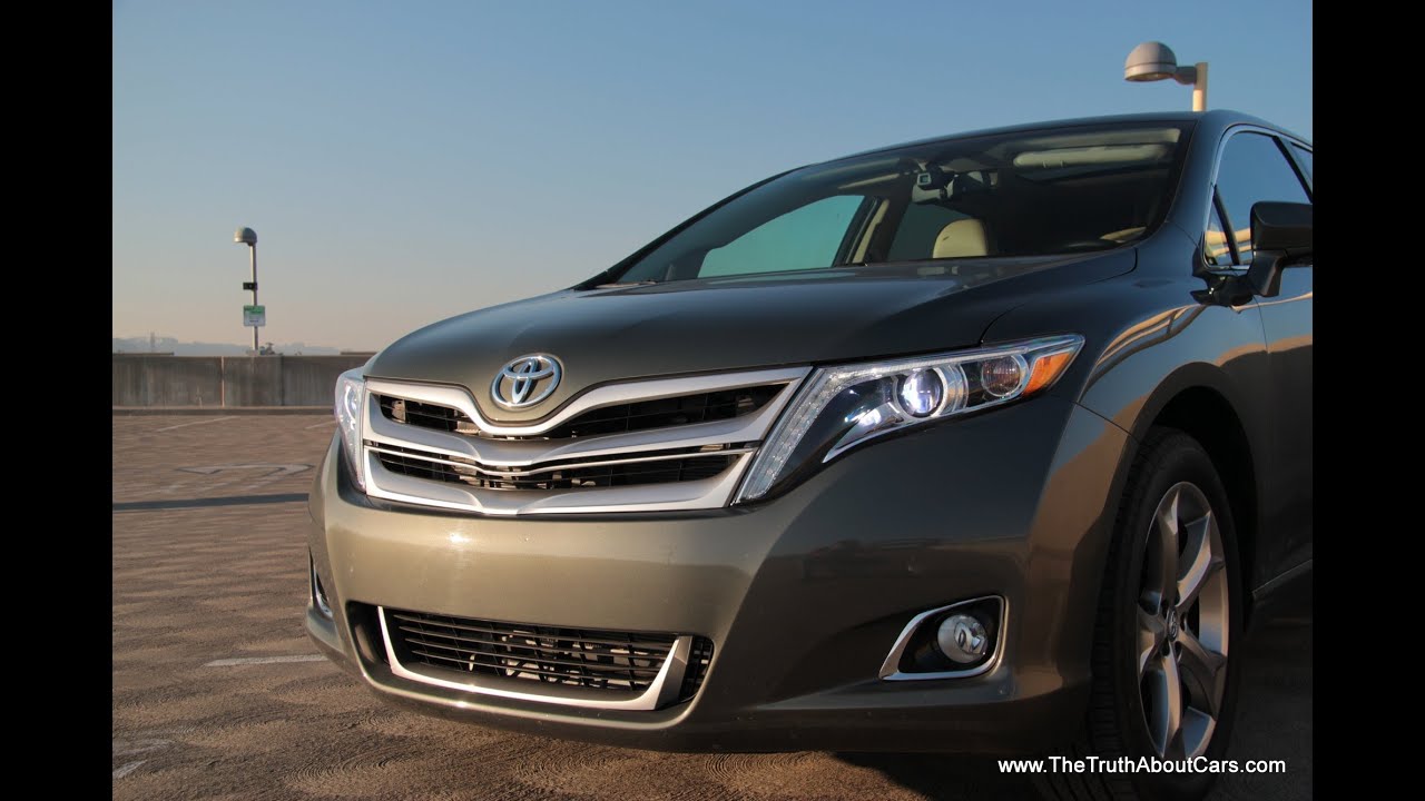 Обзор и дорожный тест Toyota Venza Limited 2013 года