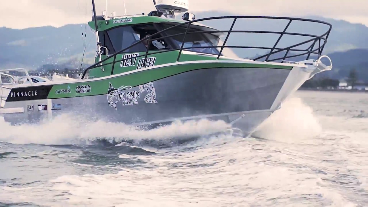 Pinnacle Boats Custom 830 