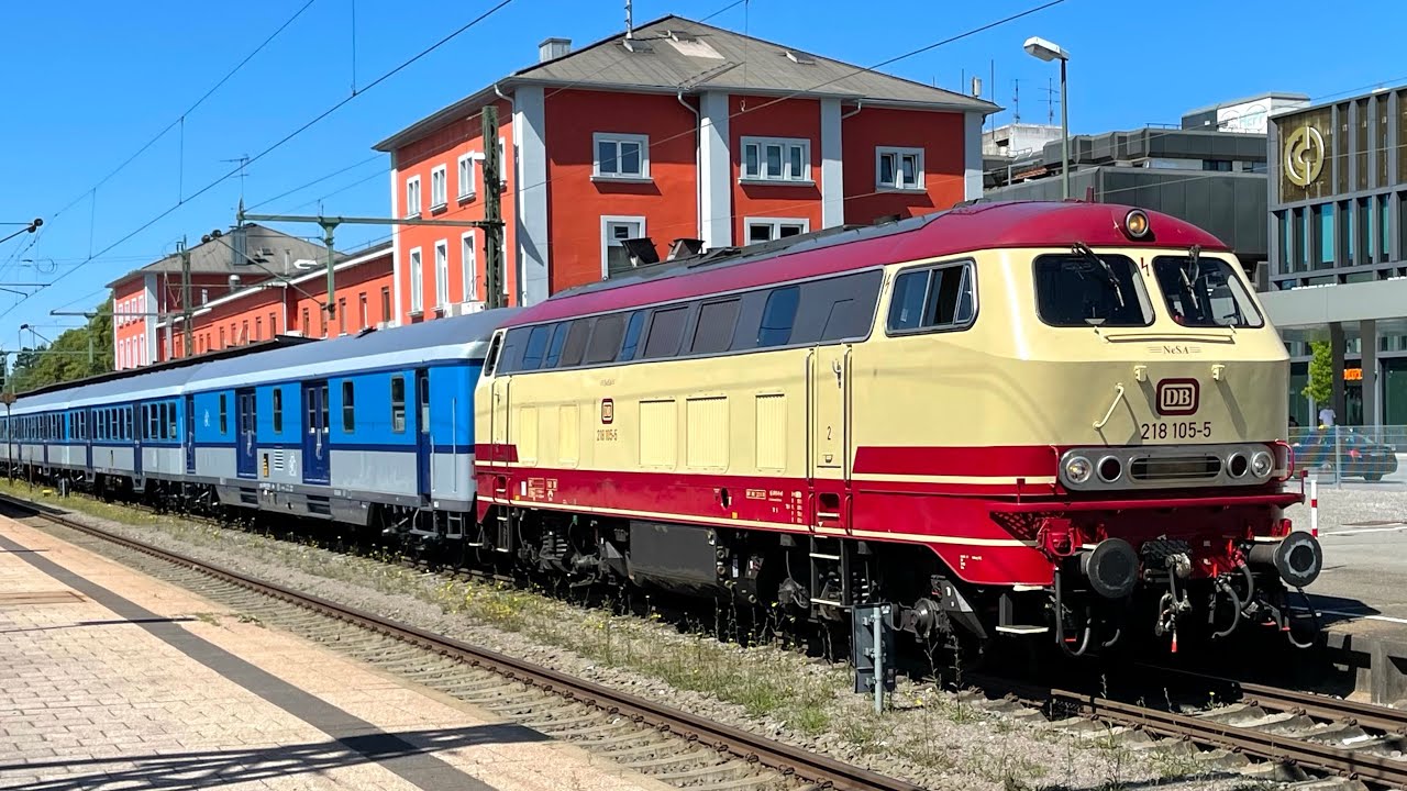 Der Freizeitexpress &bdquo;S&uuml;dbahn&ldquo; mit der Br 218