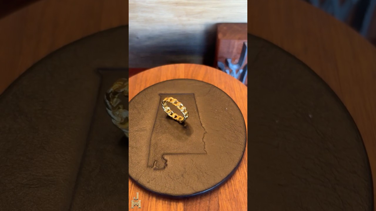 Hand-Forged Pure Gold Curb Chain Ring 360! #ring #jewelry #gold #curb #puregold  #finejewelry